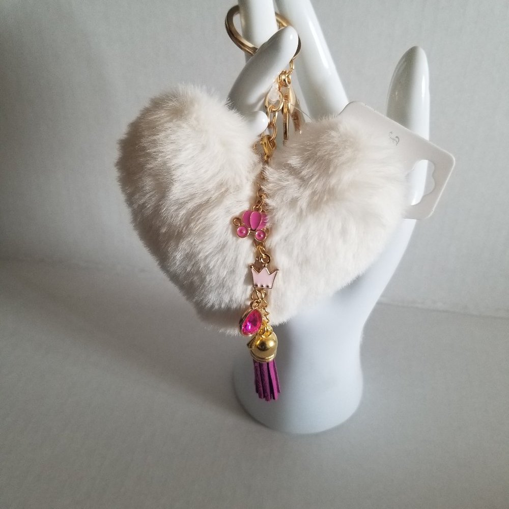 Heart Pom Pom Keychain with Charms - Picture 1 of 6